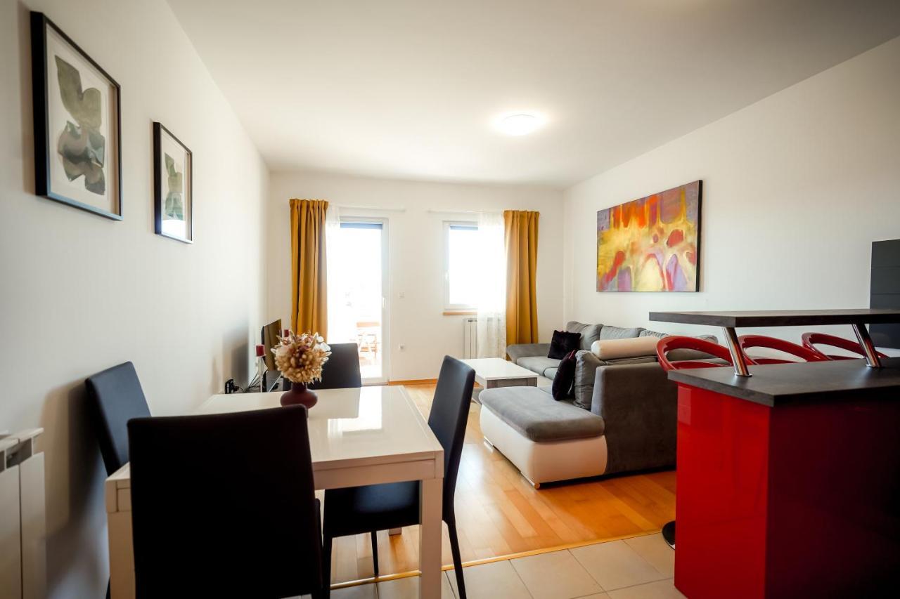 Apartment Rondo Pula Lovely And Sunny Exterior foto